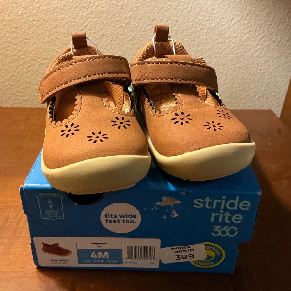 Baby Girl - Stride Rite Mary Jane Hook-and-Loop Shoes - Size 4M